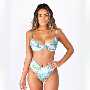 Skatie Kate & Melly Poipu ALOHA bikini swim
